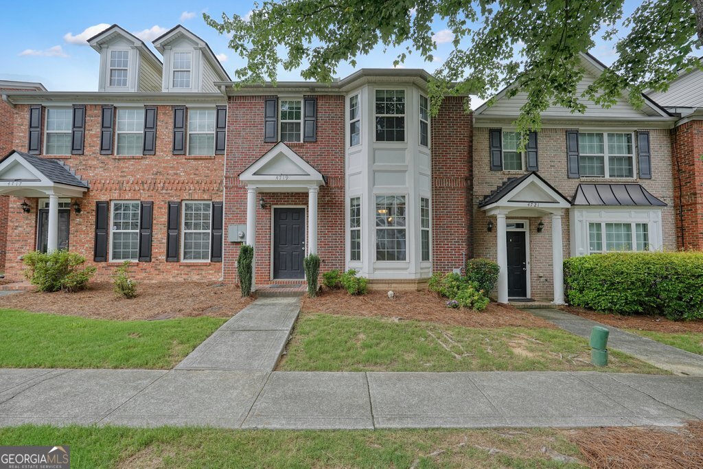 4719 Liberty Square Drive Property Photo 1