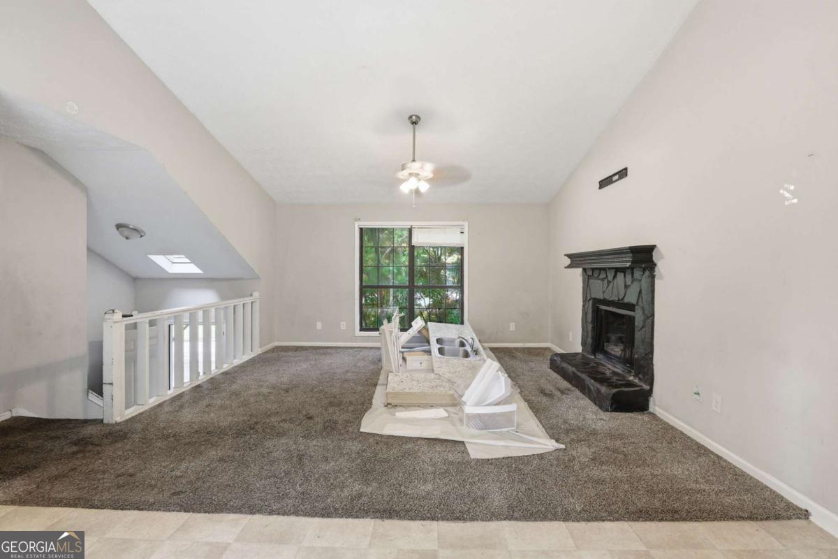 1648 Olde Oak Drive Property Photo 4
