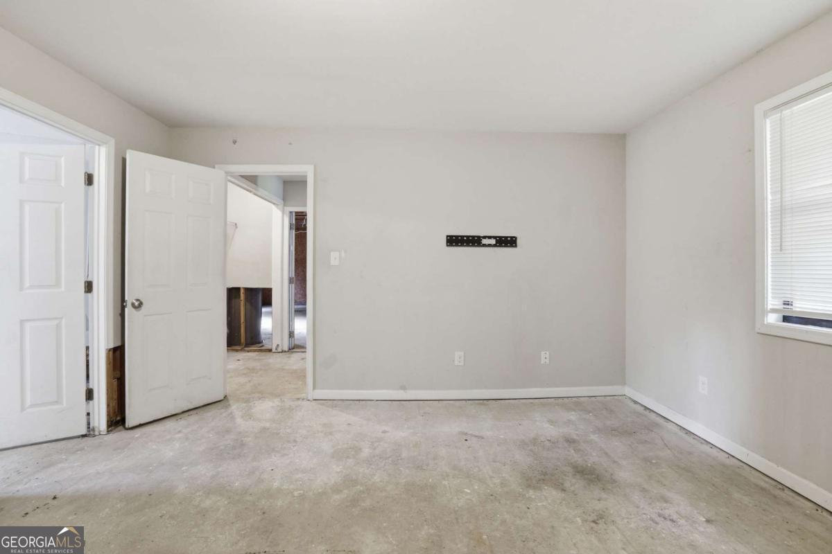 1648 Olde Oak Drive Property Photo 17