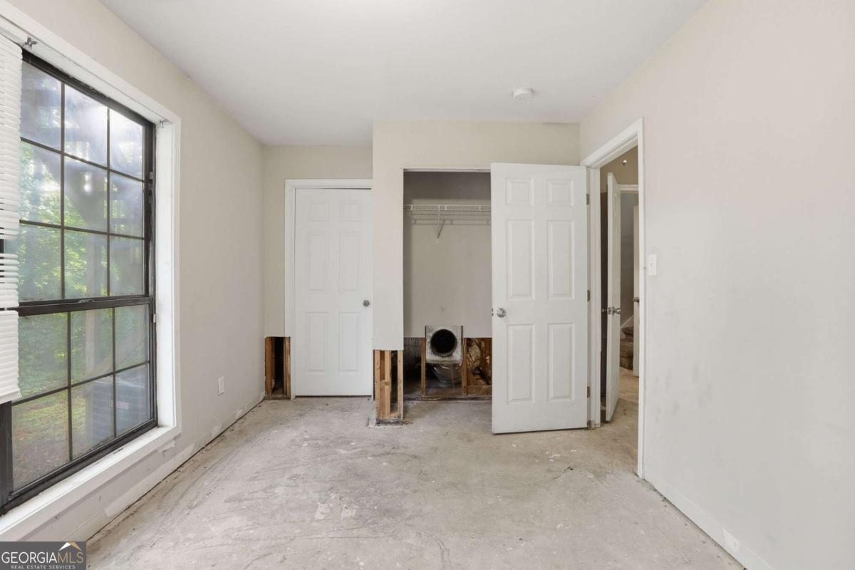 1648 Olde Oak Drive Property Photo 19