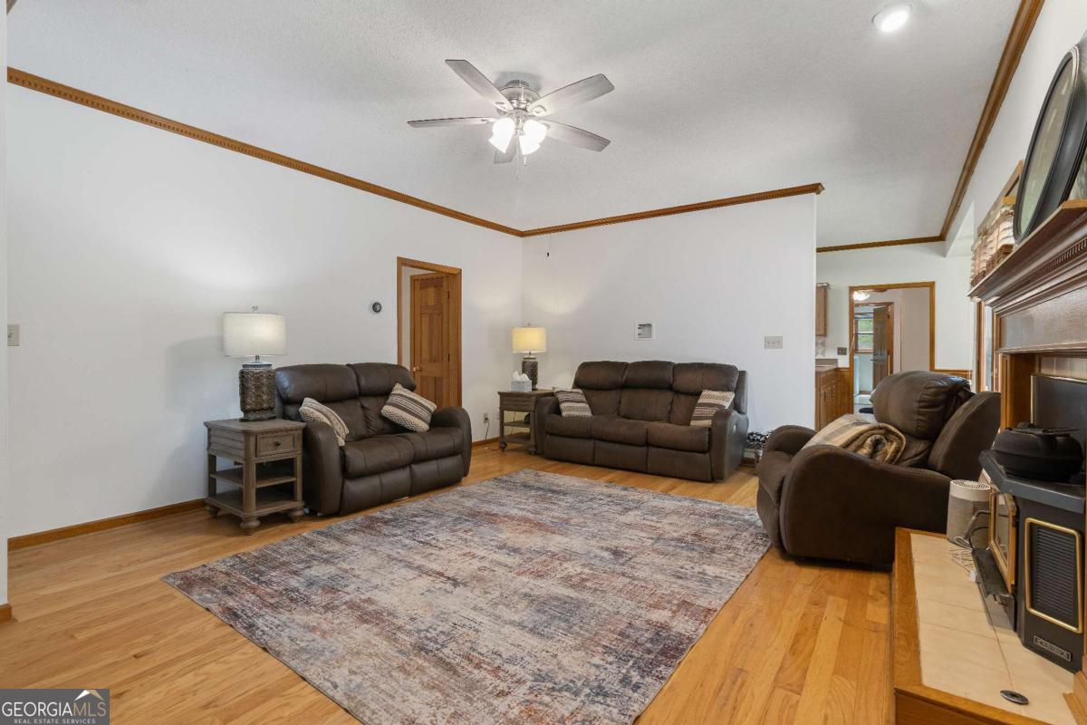 280 Deer Trace Drive Property Photo 13