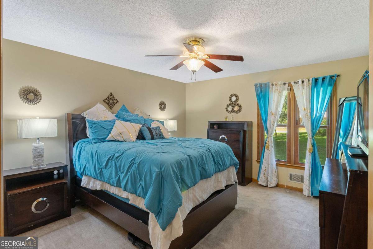 280 Deer Trace Drive Property Photo 22
