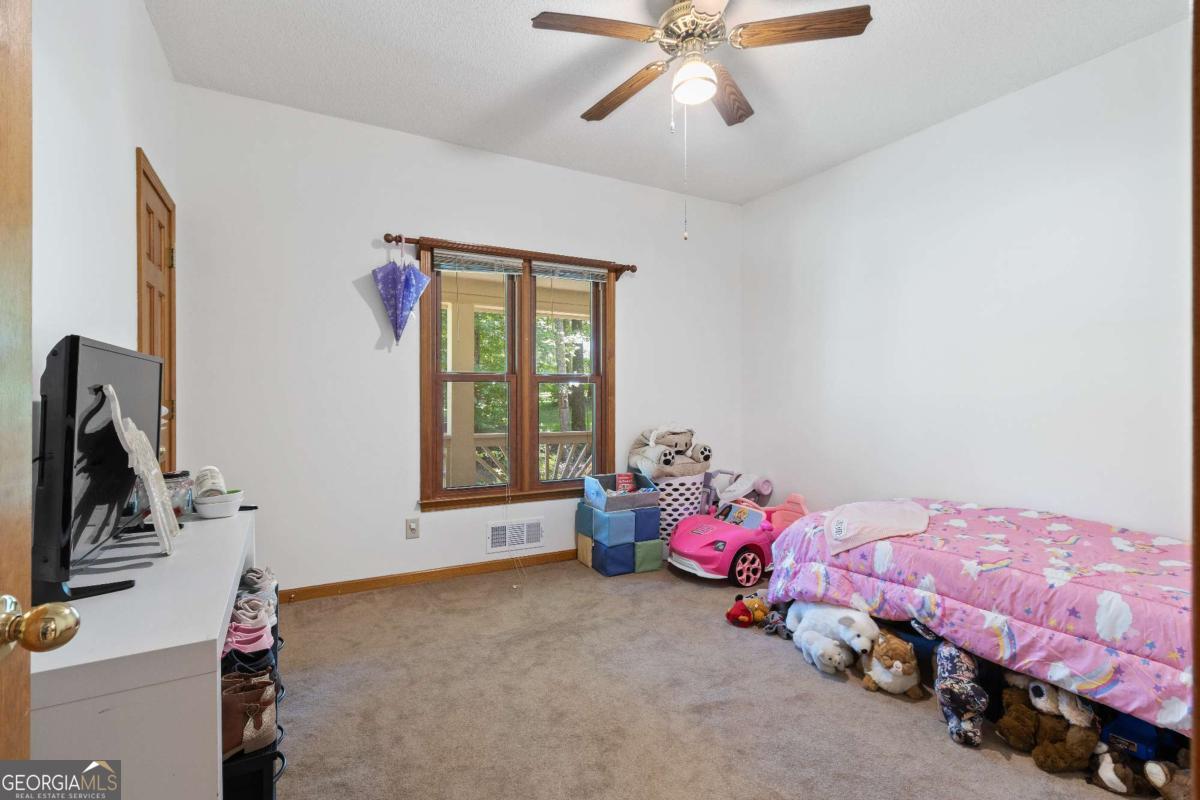 280 Deer Trace Drive Property Photo 23