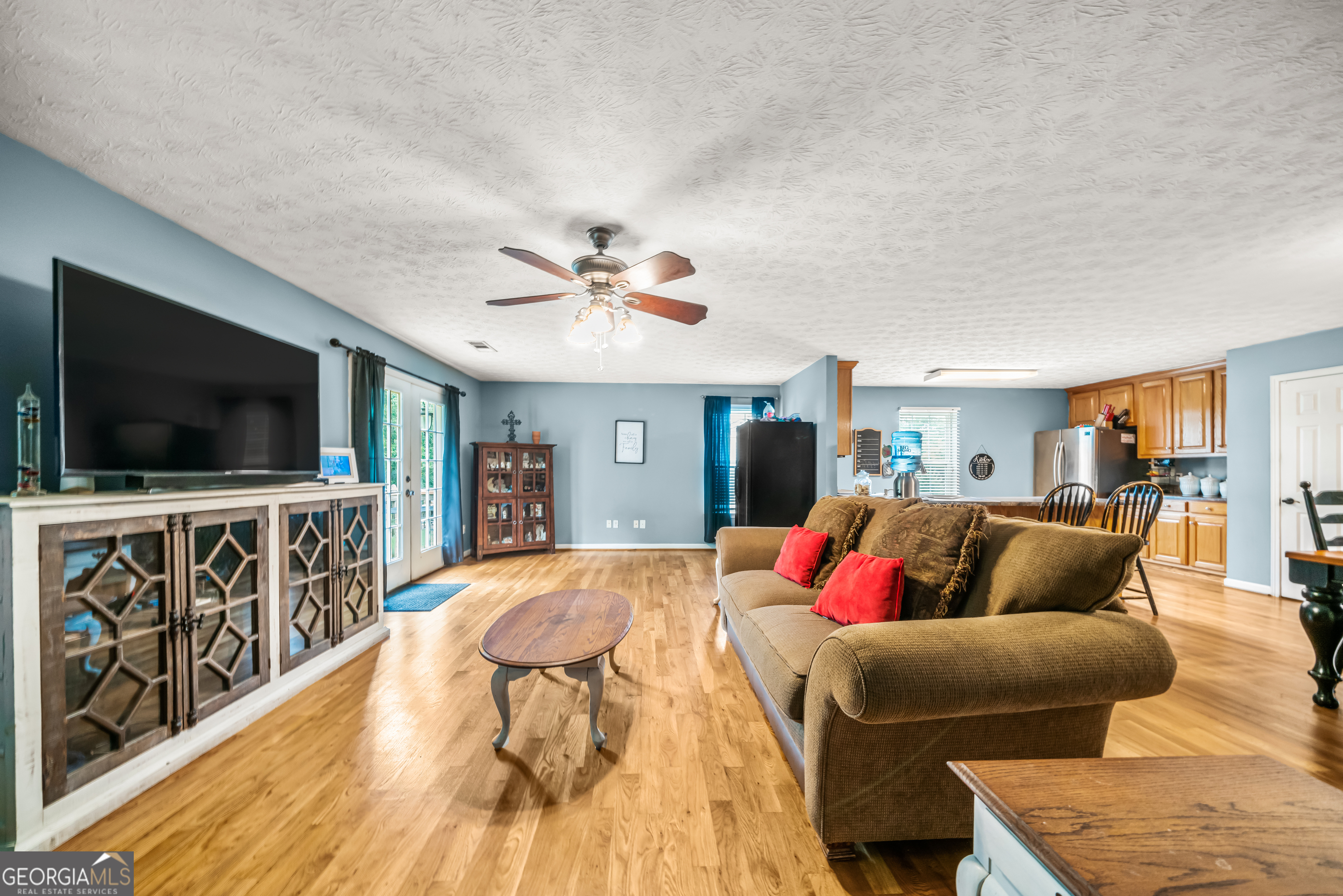 530 Pleasant Valley Road Se Property Photo 6