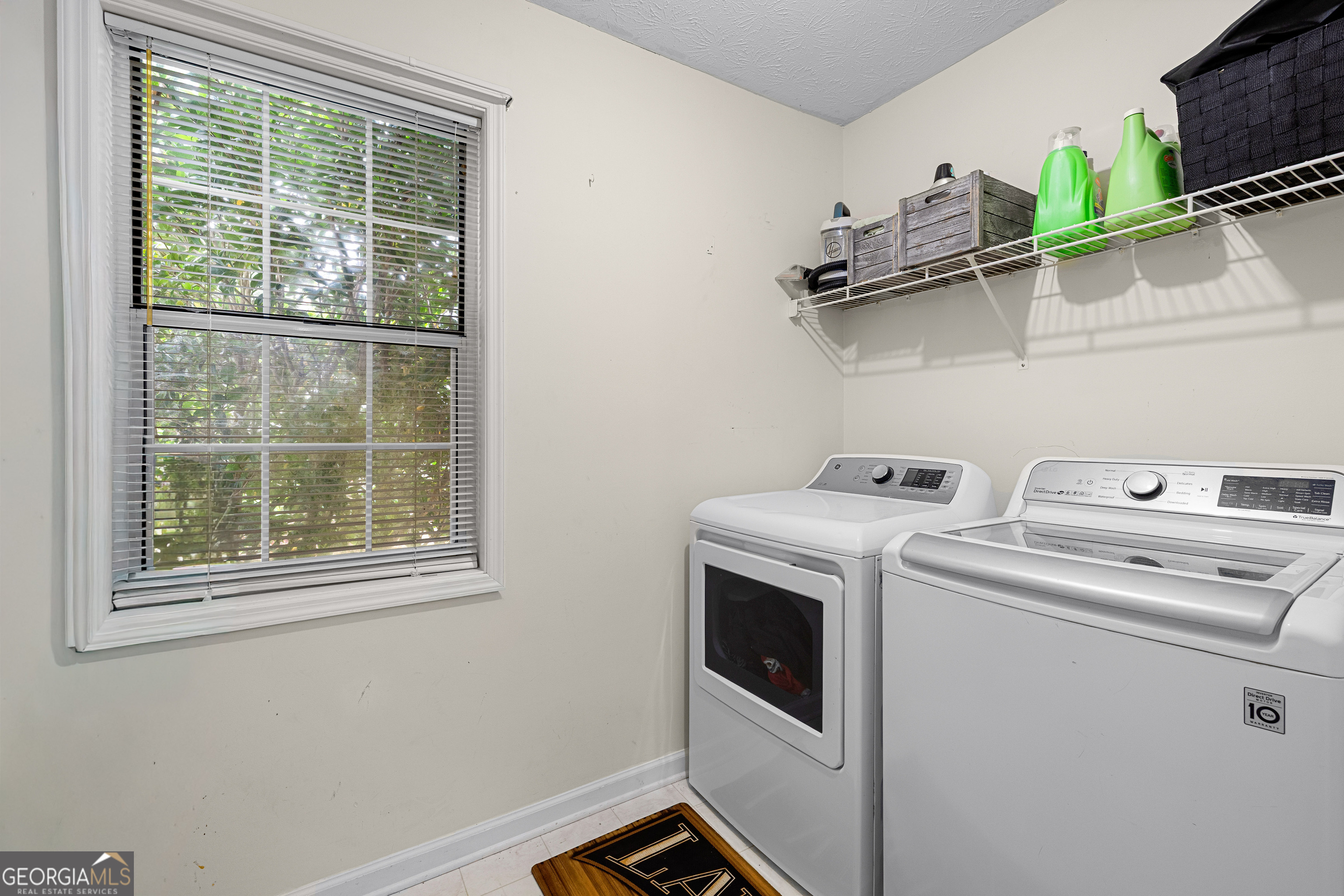 901 Huntington Place Property Photo 23