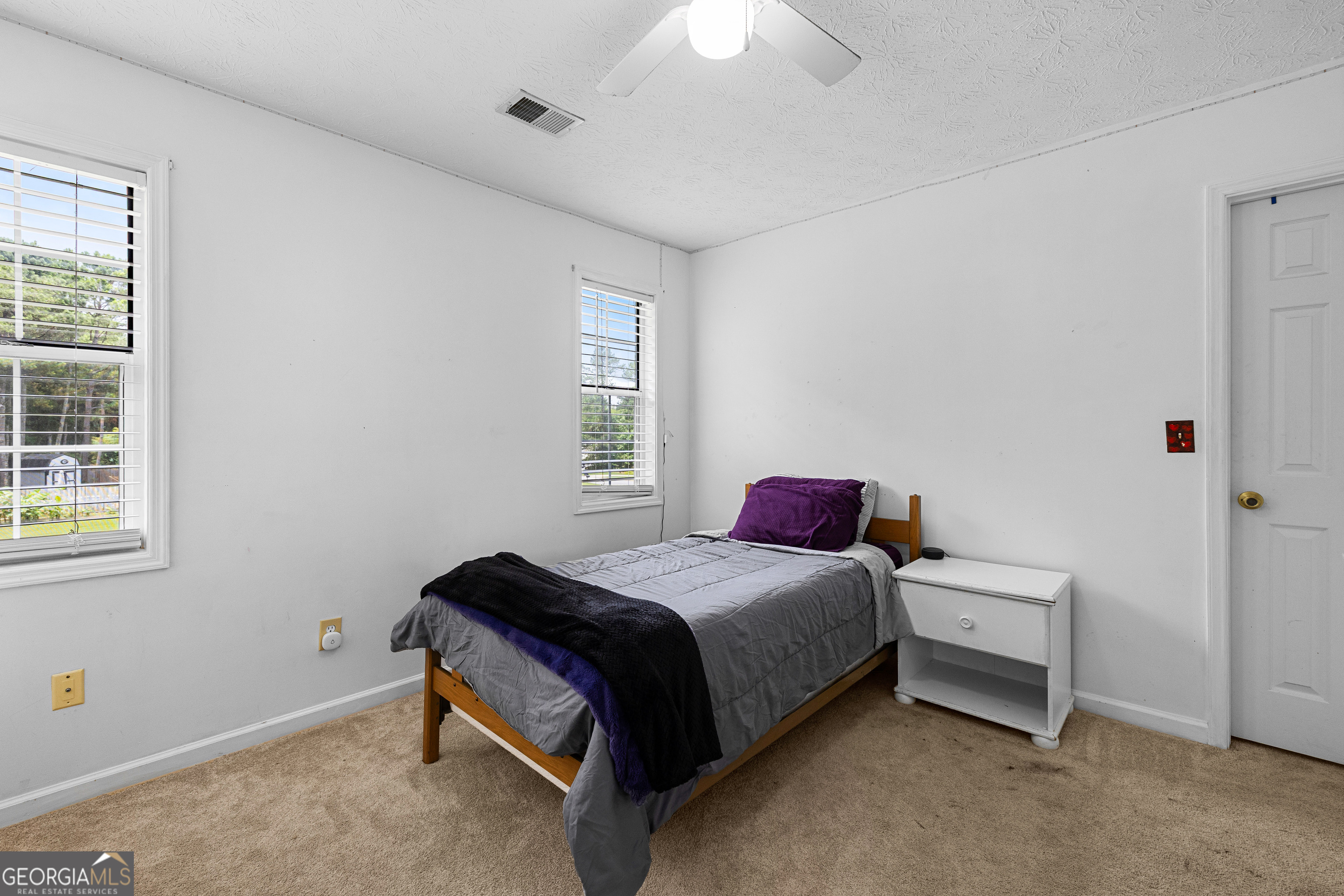 901 Huntington Place Property Photo 36