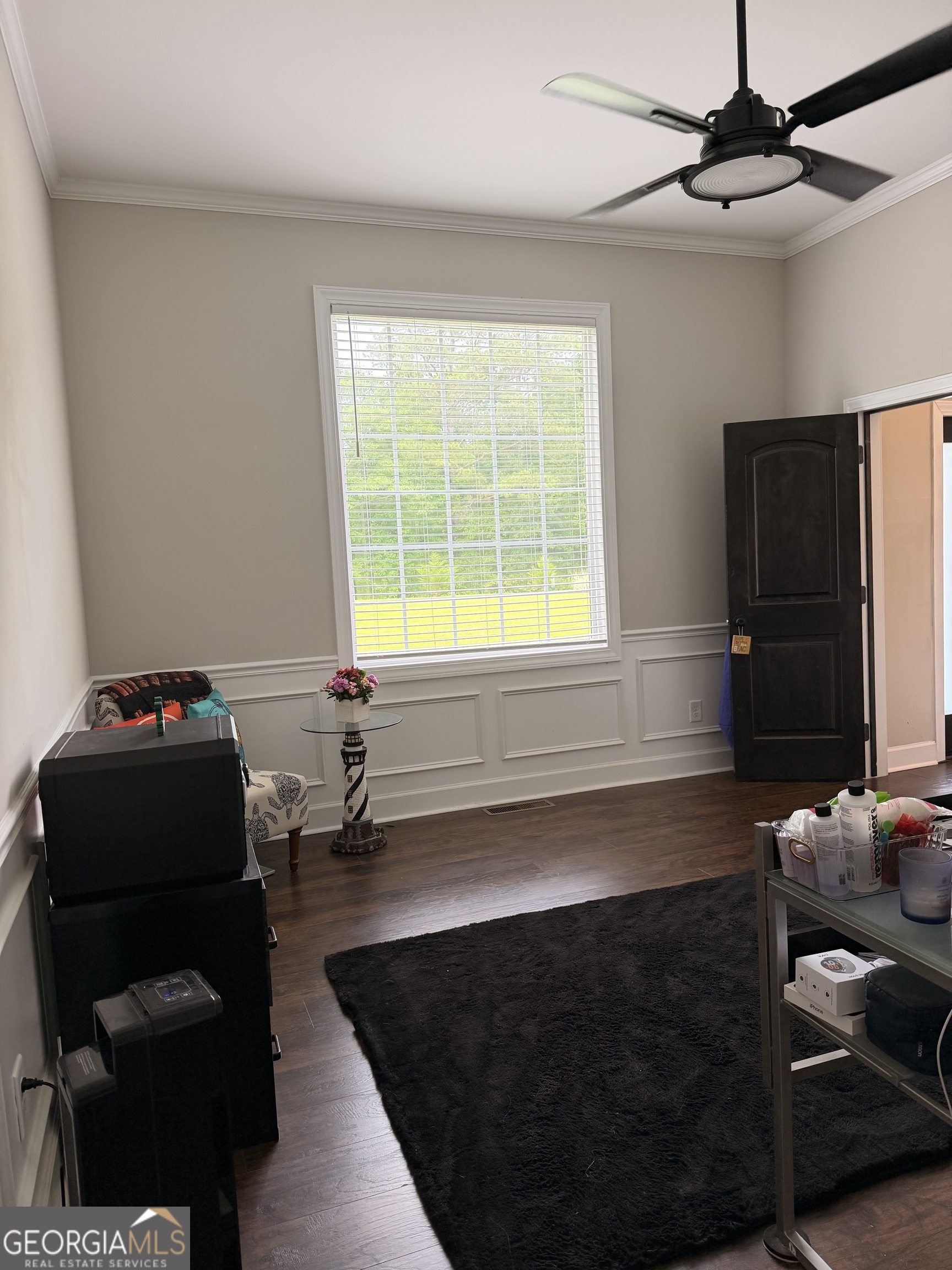 892 Perimeter Road Property Photo 11