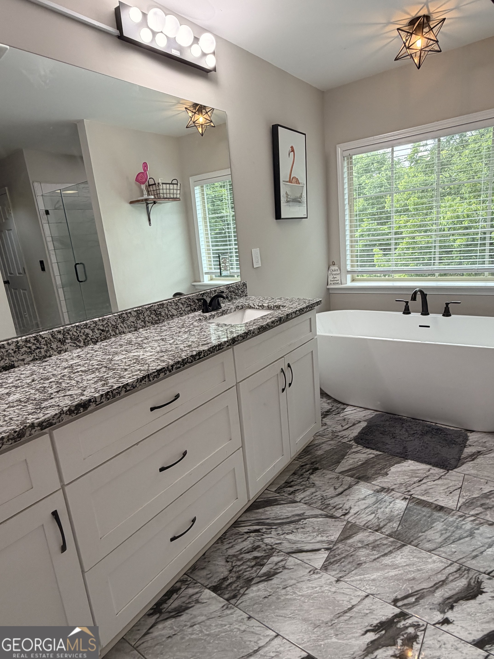 892 Perimeter Road Property Photo 26