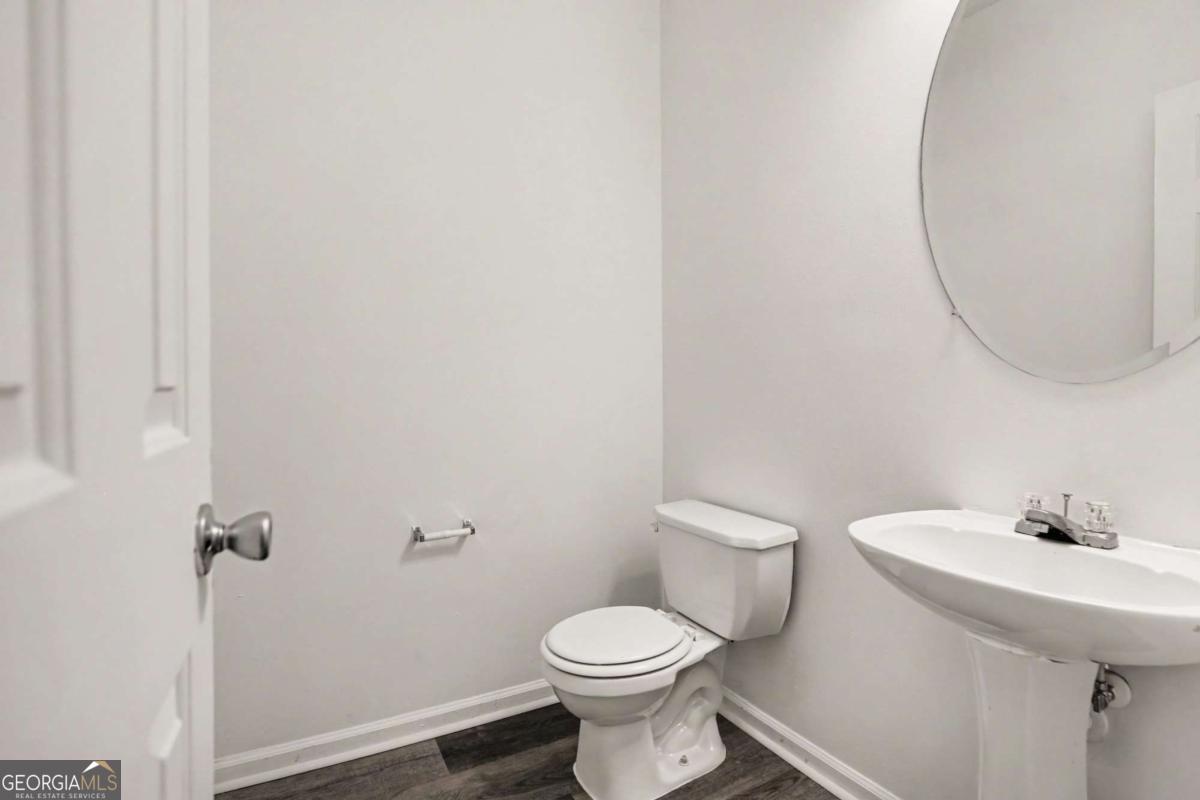 5305 Oakley Commons Boulevard Property Photo 14