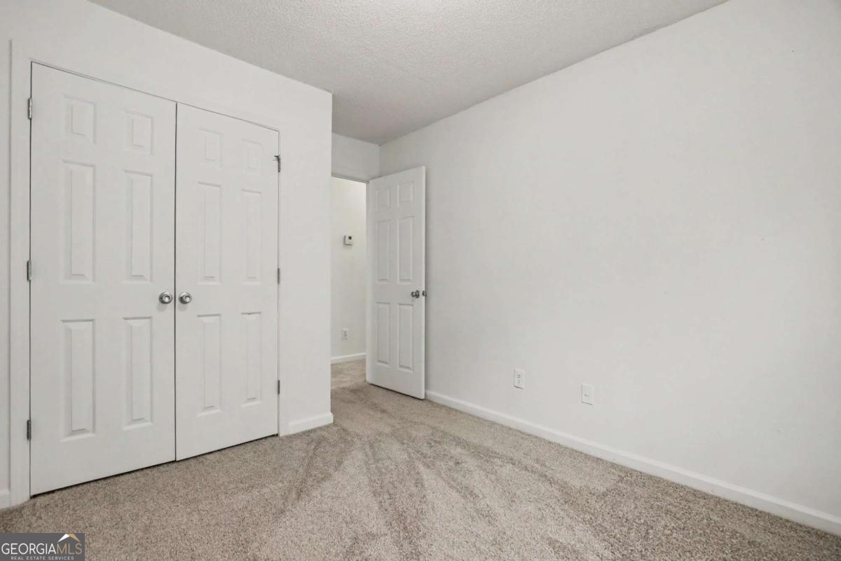 5305 Oakley Commons Boulevard Property Photo 21