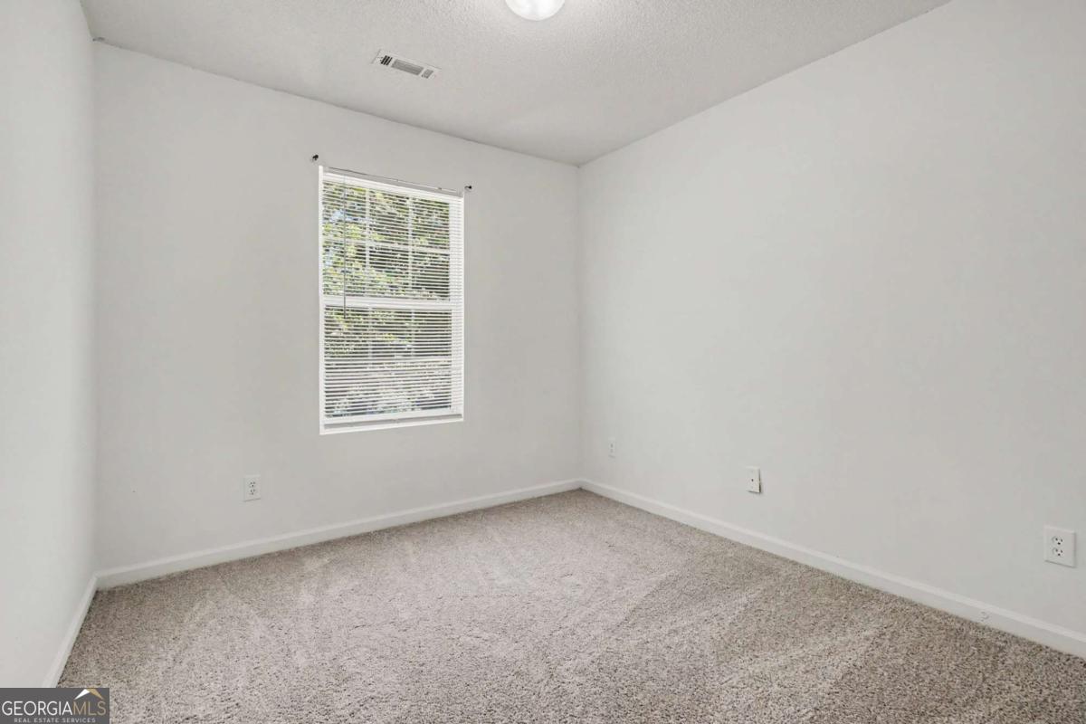 5305 Oakley Commons Boulevard Property Photo 23