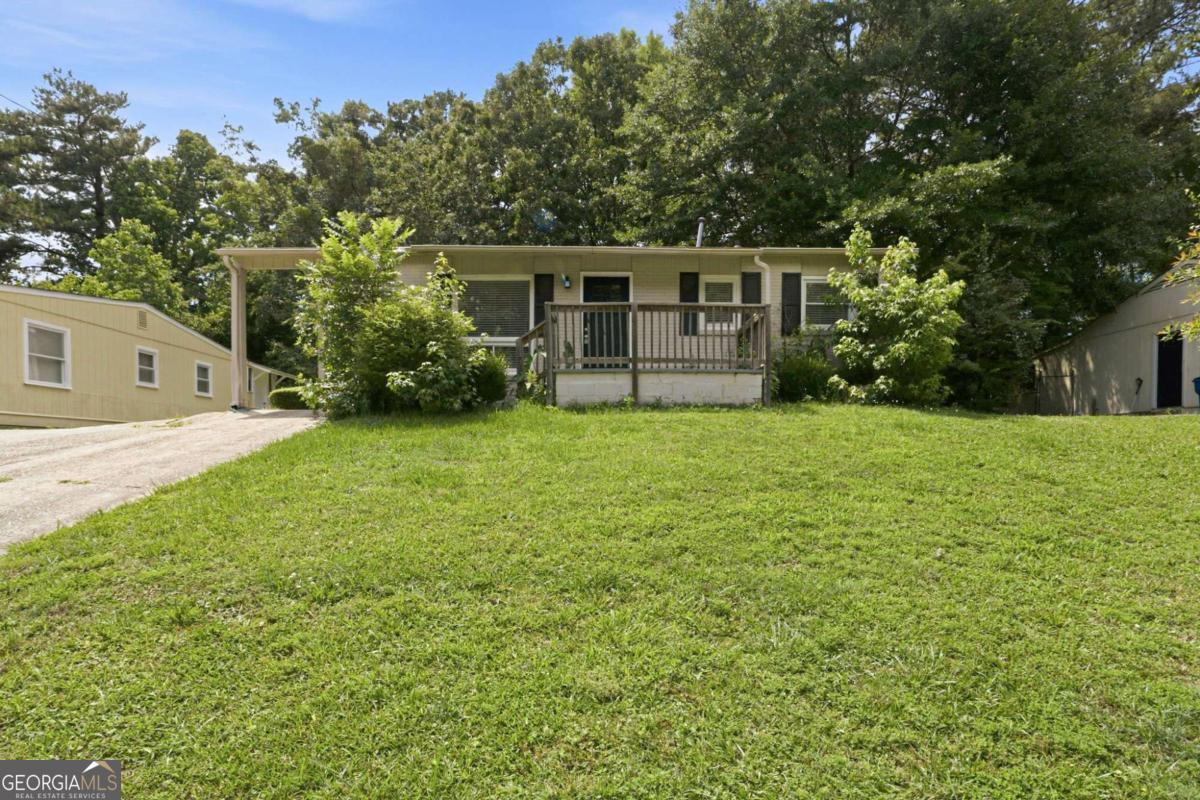 836 Amber Place Nw Property Photo 1