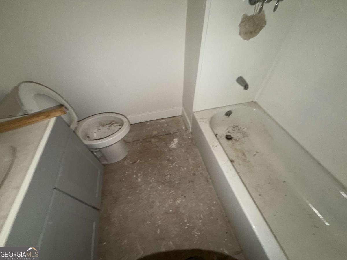 1551 Broad Street Ne Property Photo 5