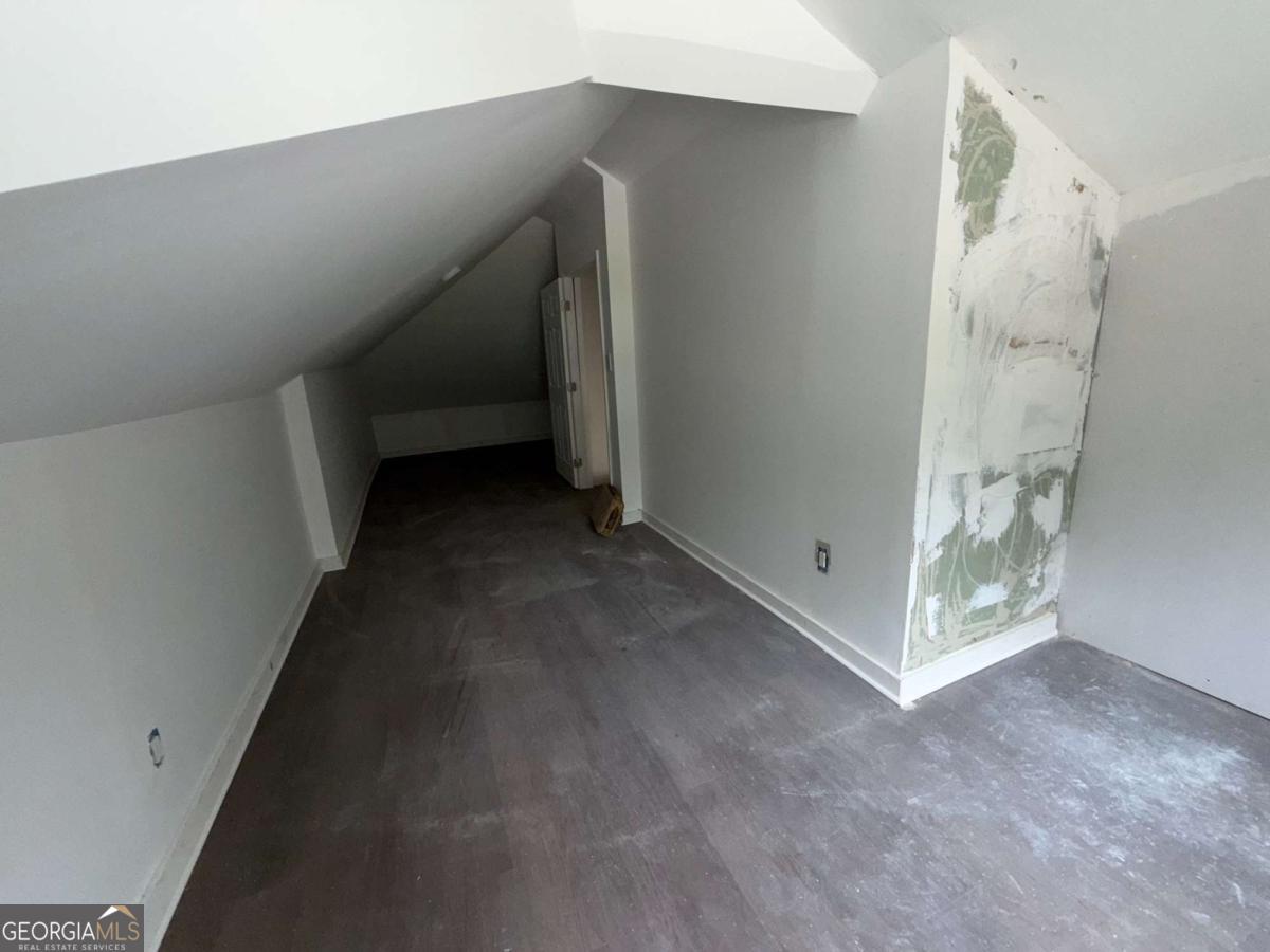 1551 Broad Street Ne Property Photo 6