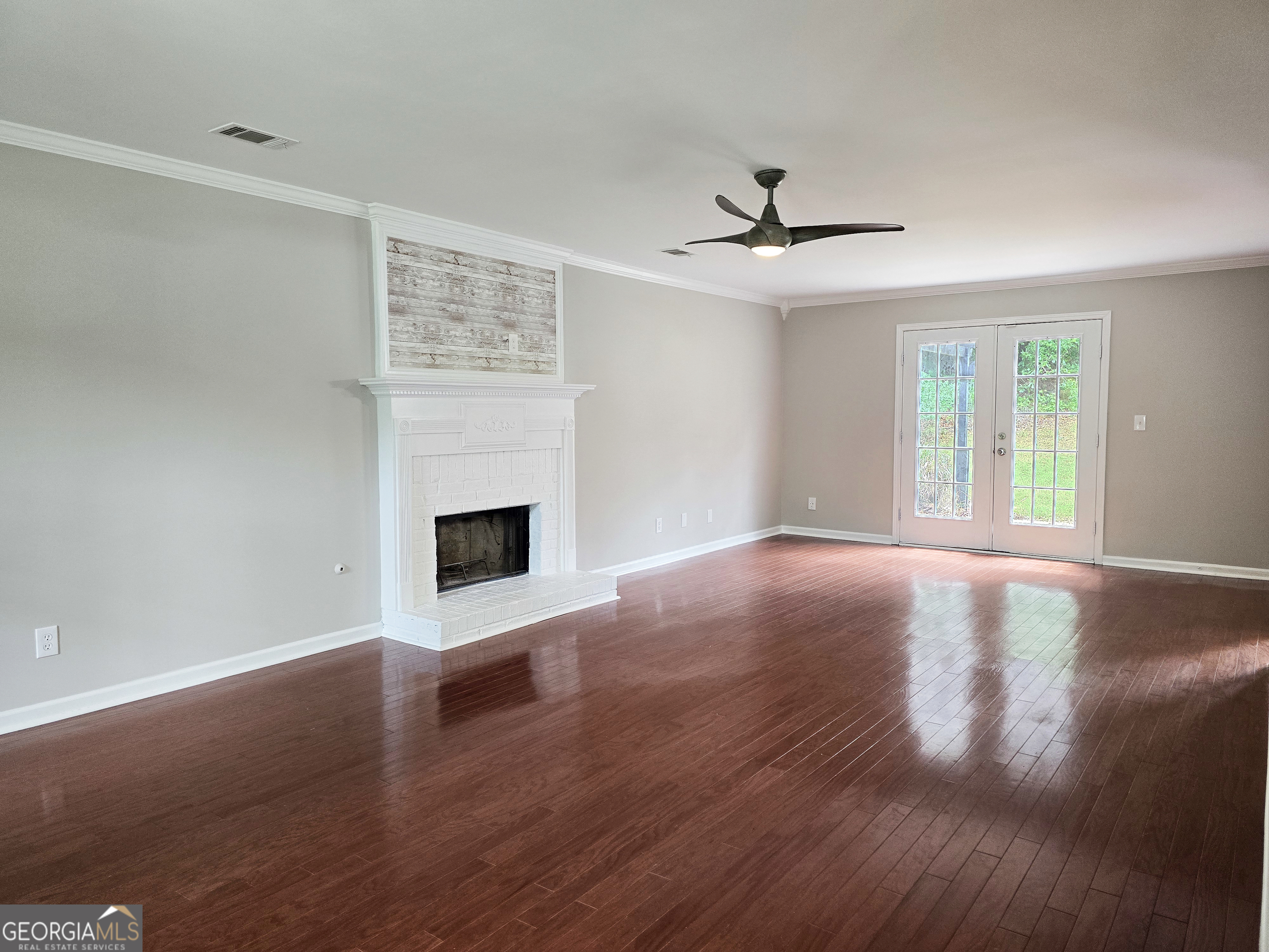 410 Mckenzie Drive Property Photo 2