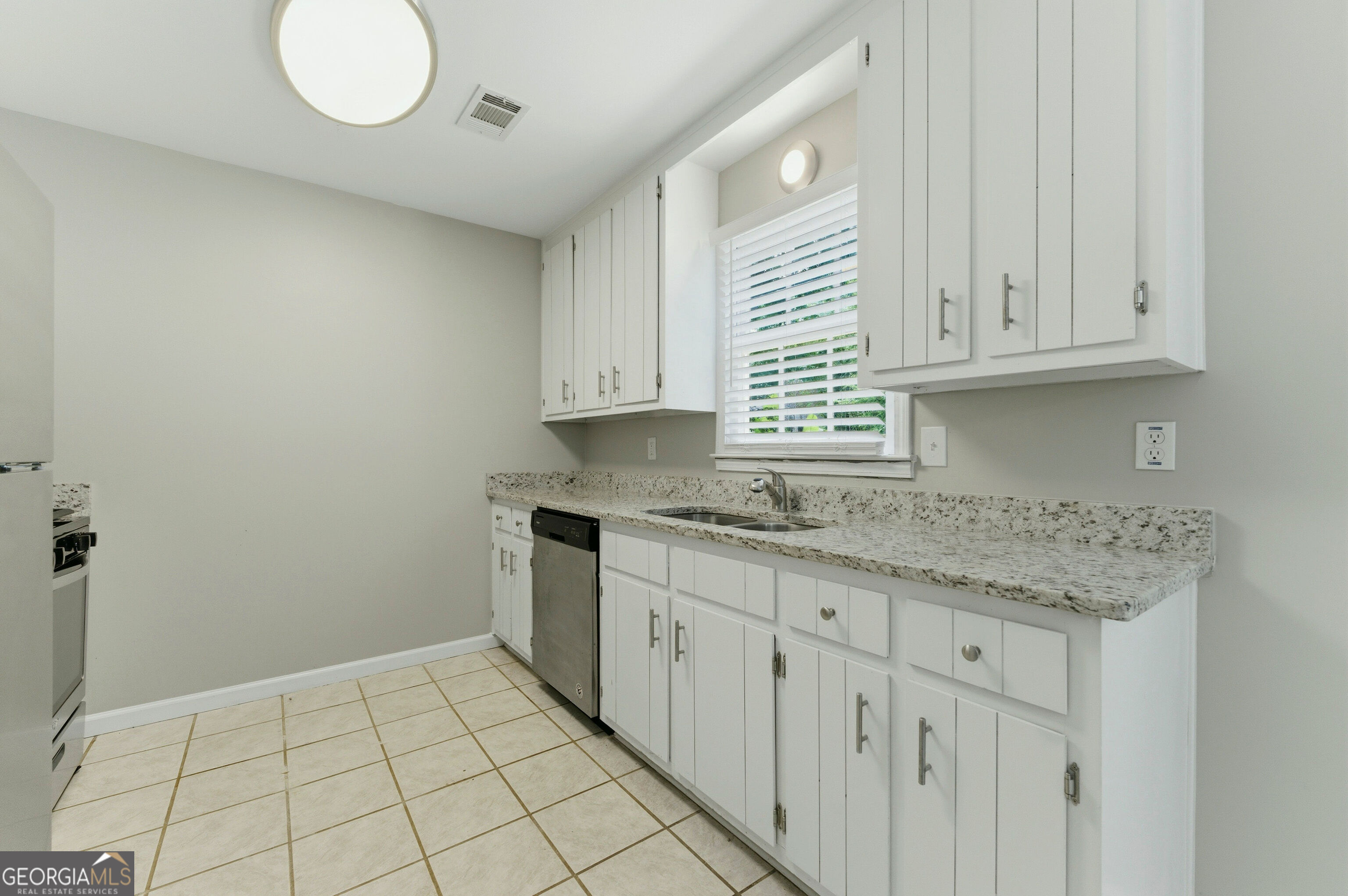 615 Hickory Nobb Property Photo 6