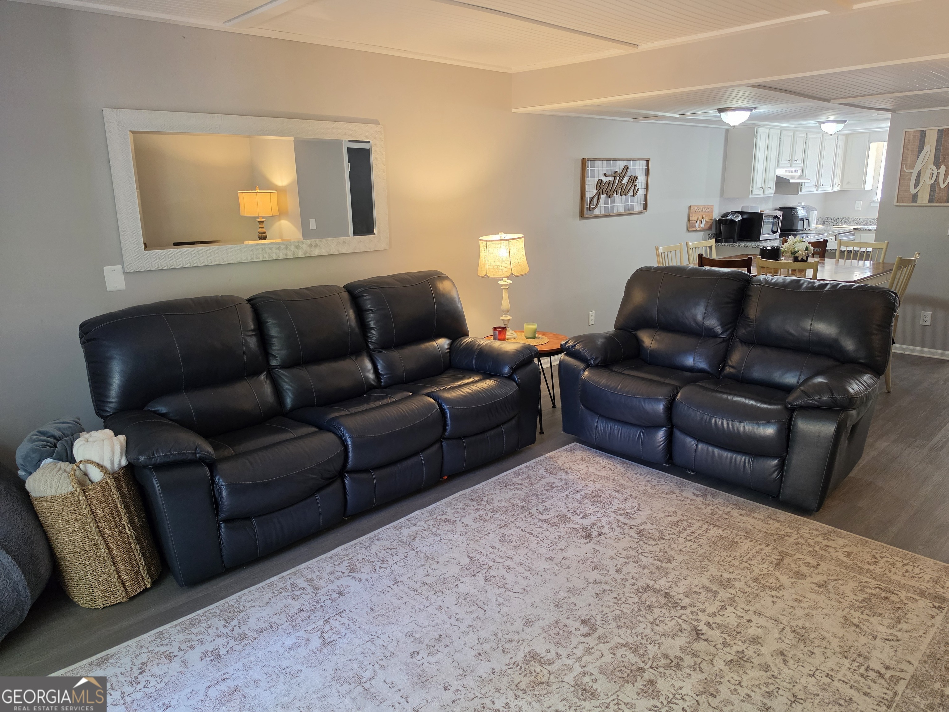 102 Oak Place Property Photo 11
