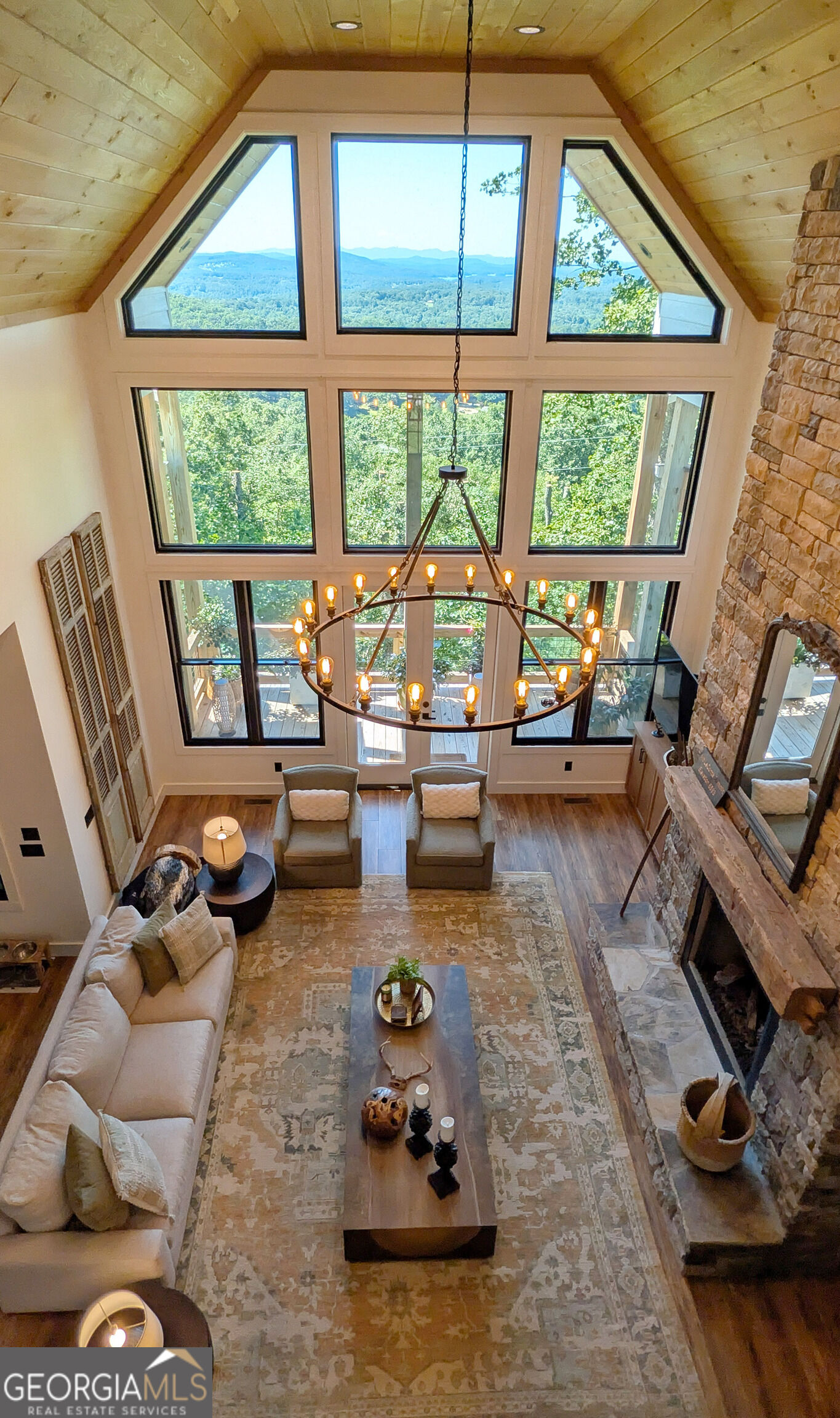 514 Winding Ridge Property Photo 3
