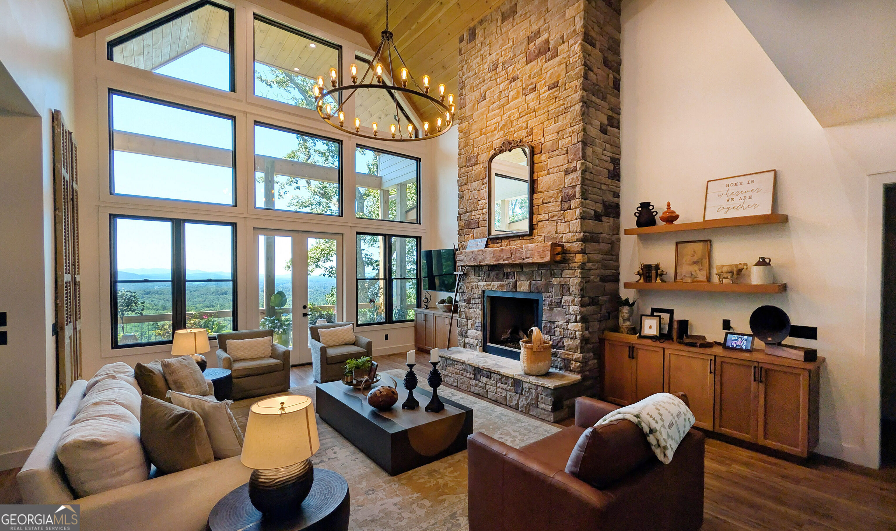 514 Winding Ridge Property Photo 4
