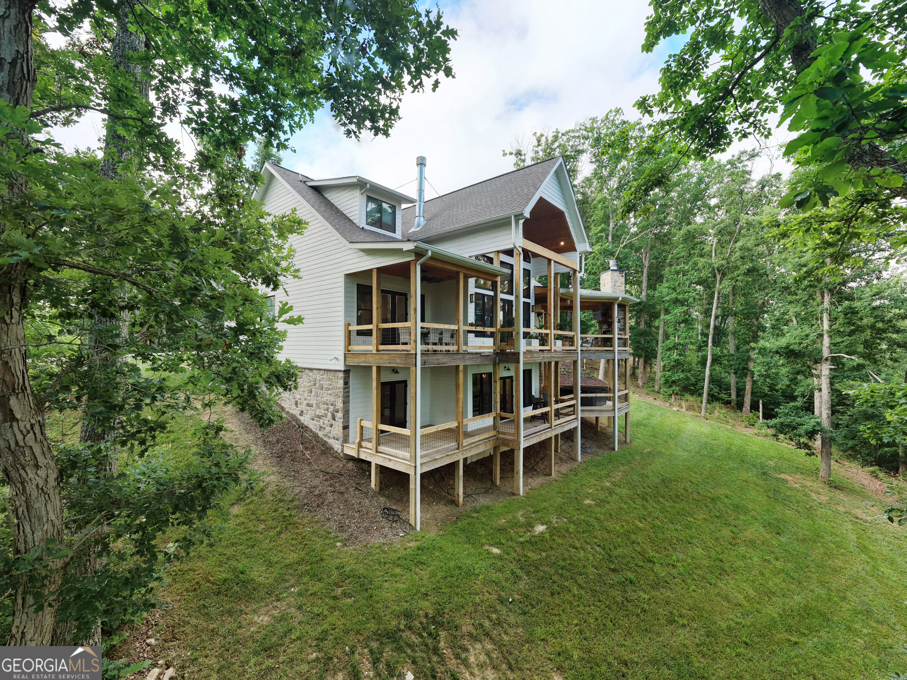 514 Winding Ridge Property Photo 18