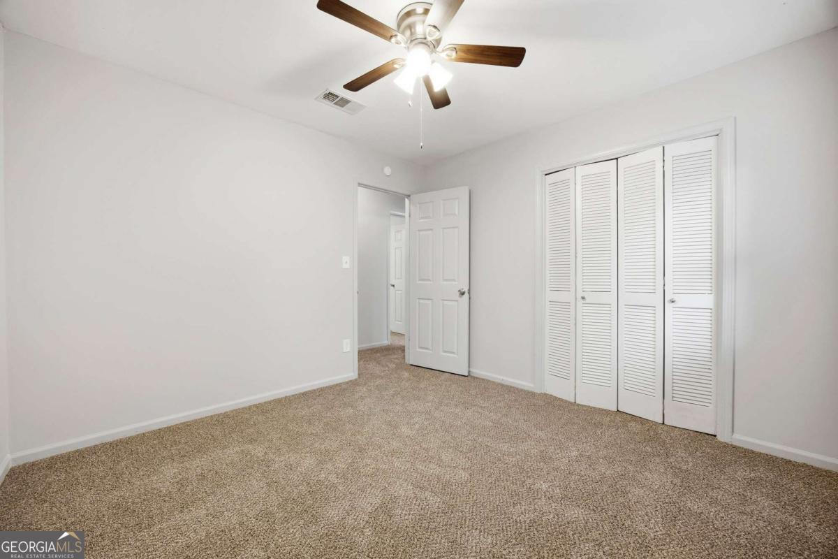 490 Summerfield Drive Property Photo 10