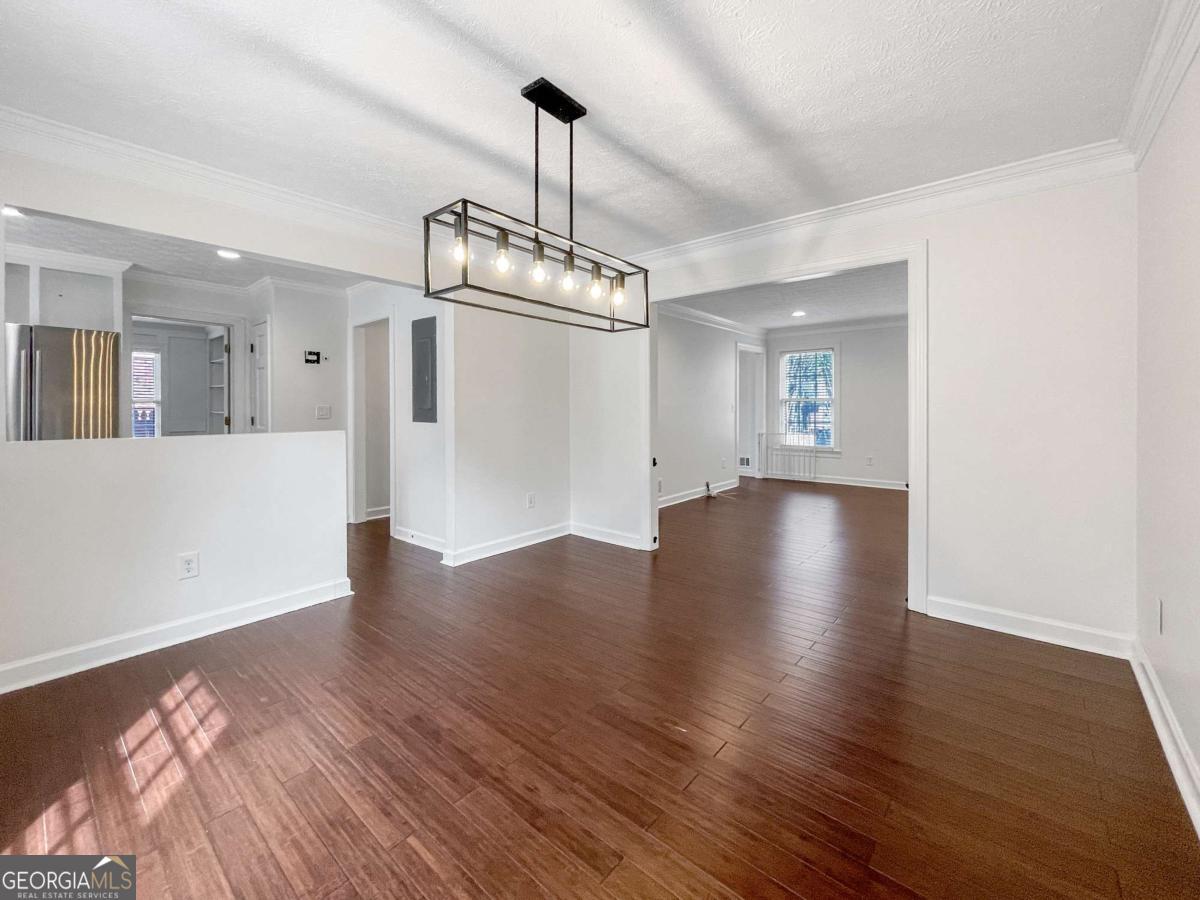 3145 Queens Walk Ne Property Photo 14