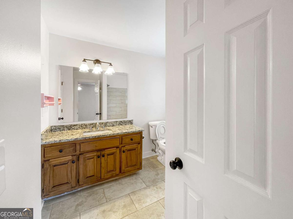 3145 Queens Walk Ne Property Photo 32