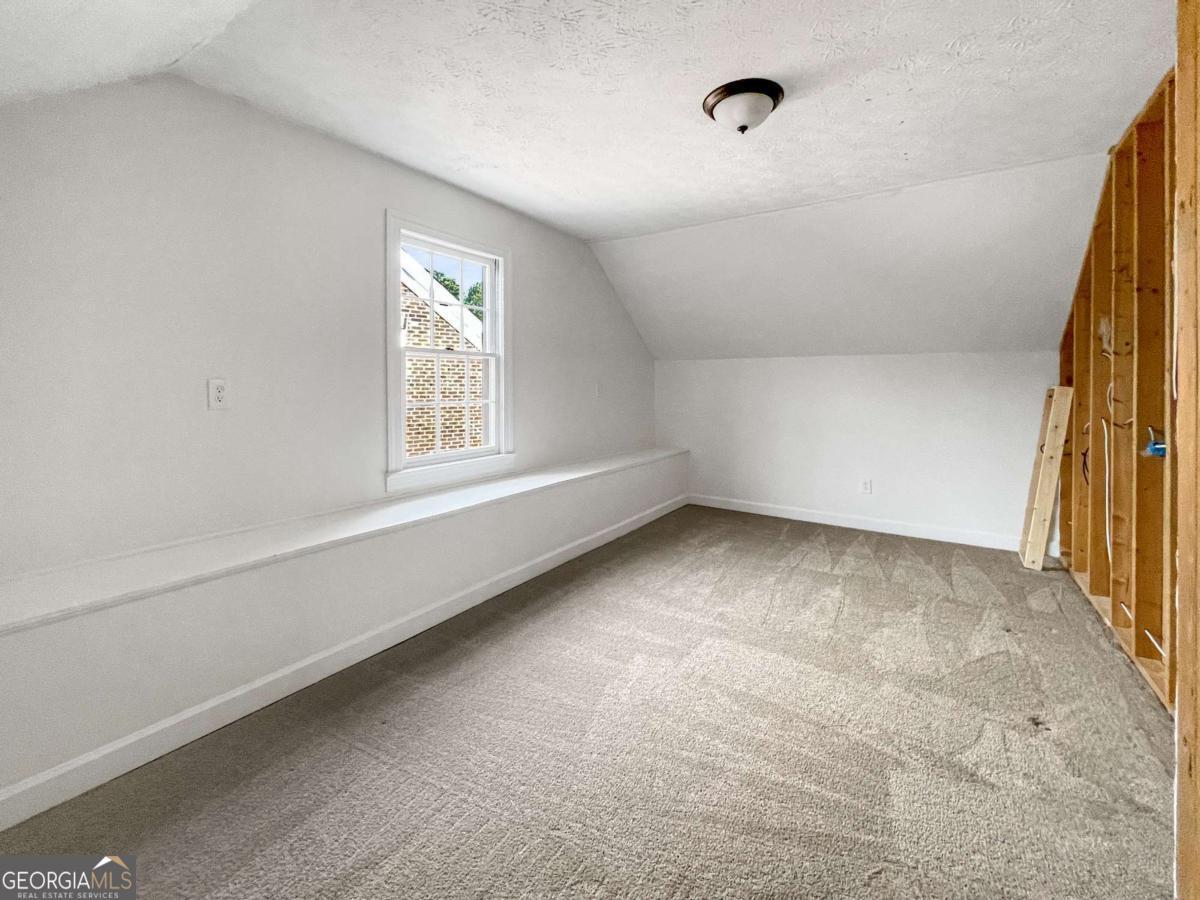 3145 Queens Walk Ne Property Photo 39