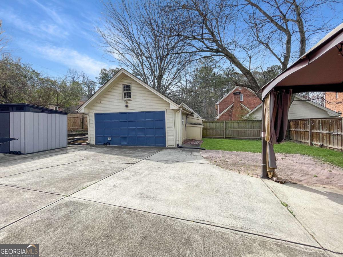 3145 Queens Walk Ne Property Photo 41