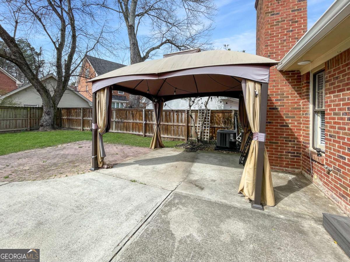 3145 Queens Walk Ne Property Photo 42
