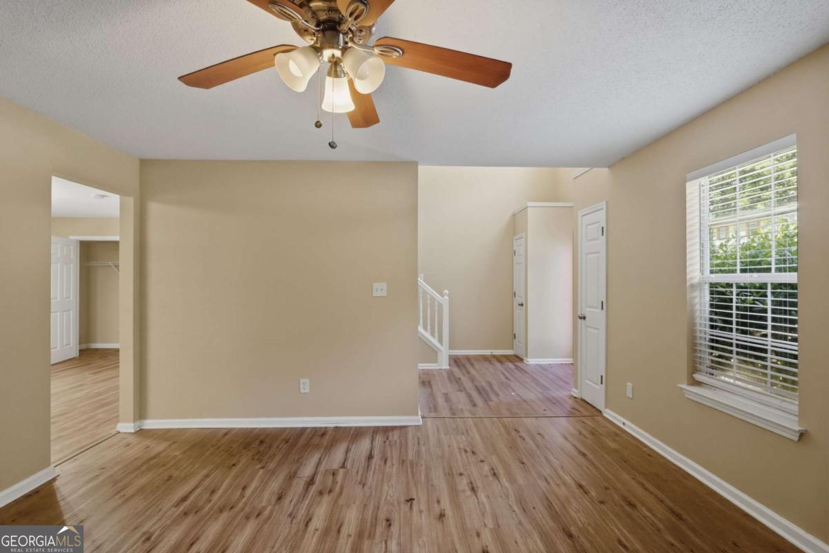 2795 Oxford Drive Property Photo 8