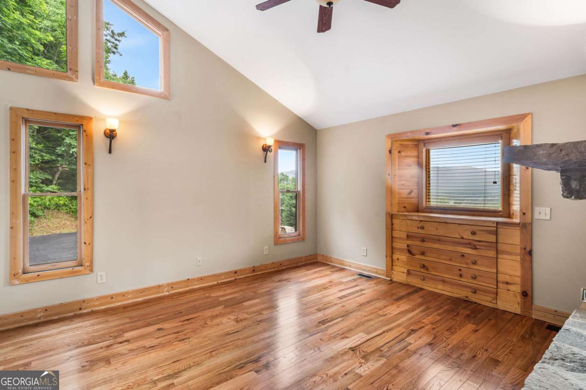 101 Cletus Way Property Photo 28