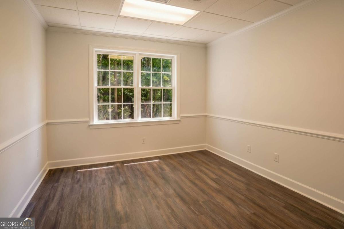 2850 Johnson Ferry Road # 100 Property Photo 7