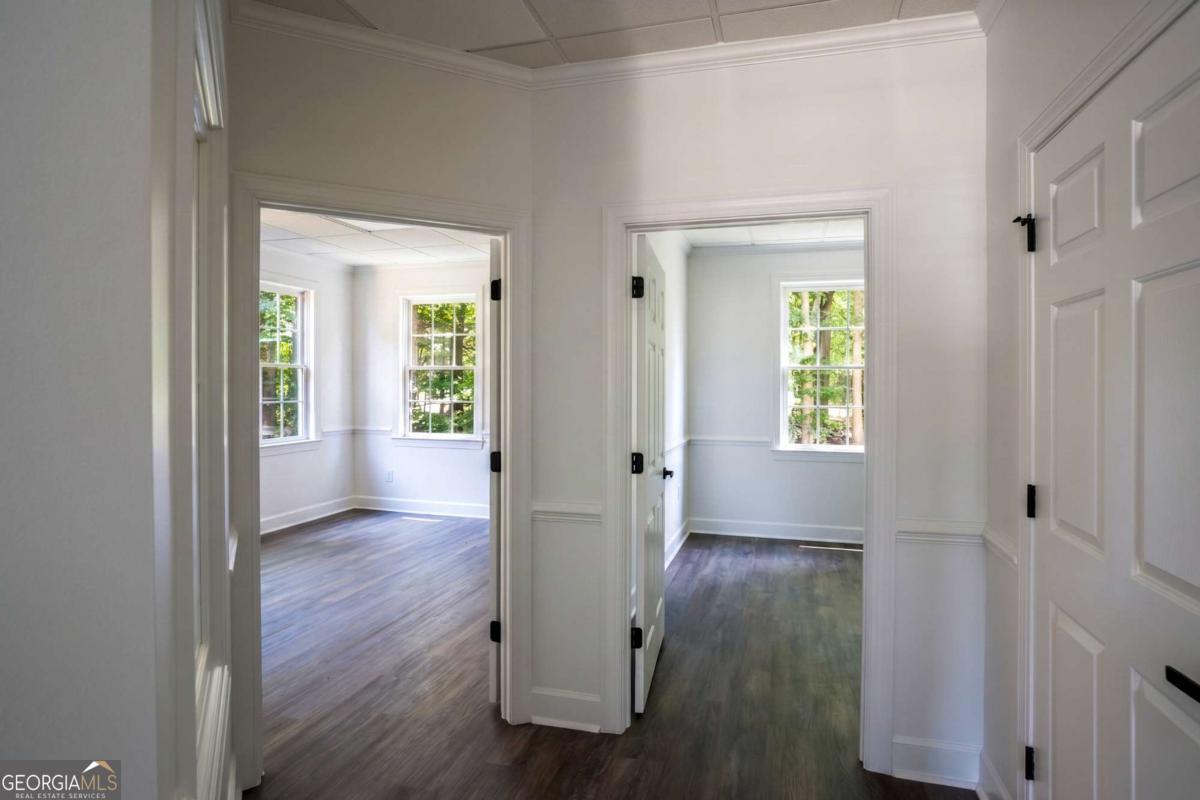 2850 Johnson Ferry Road # 100 Property Photo 16