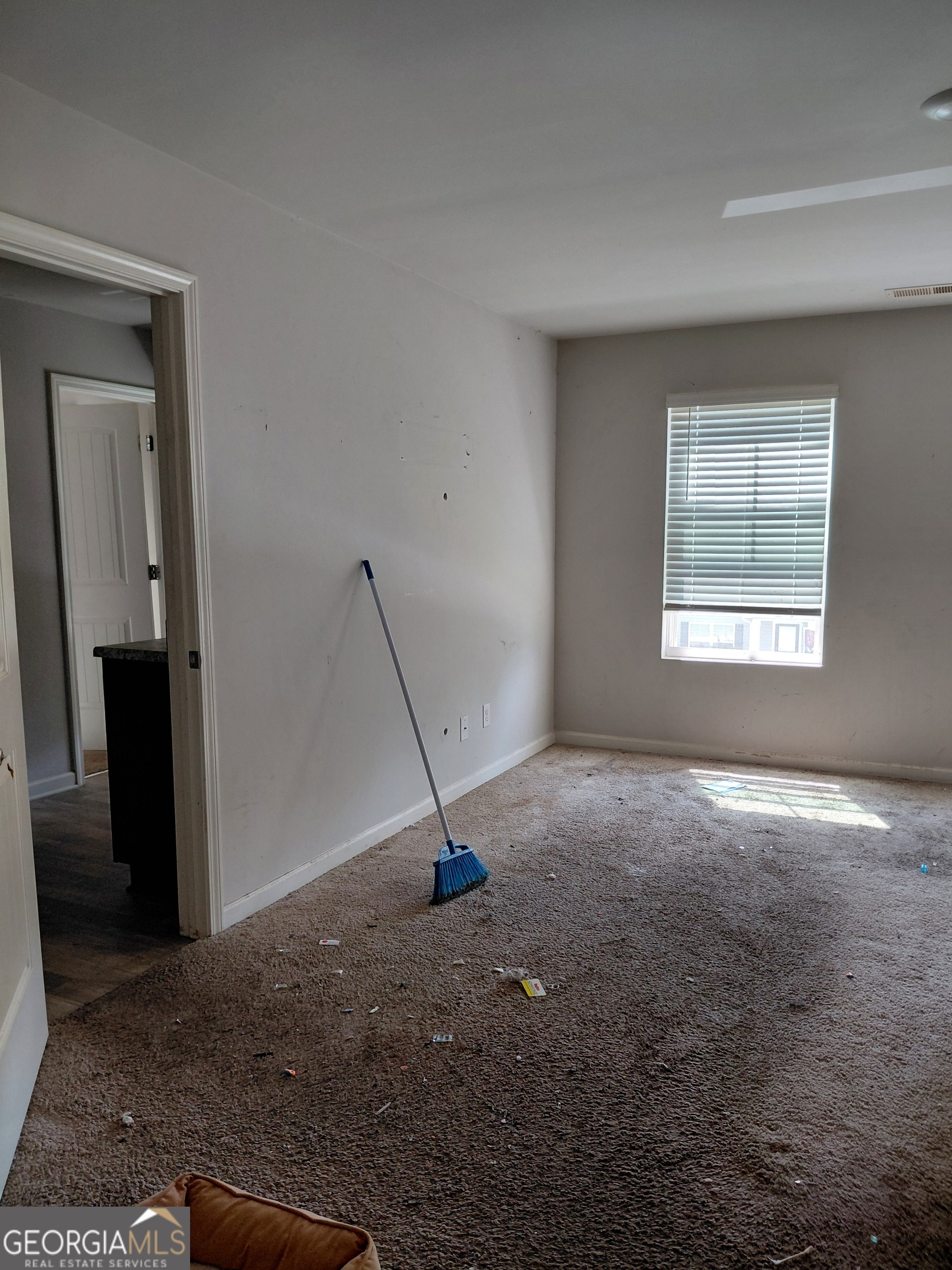 10 Windbrooke Drive Property Photo 8