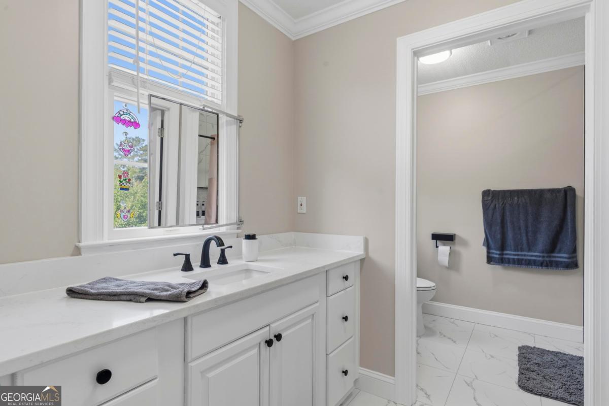 1361 West Broad Street Property Photo 36