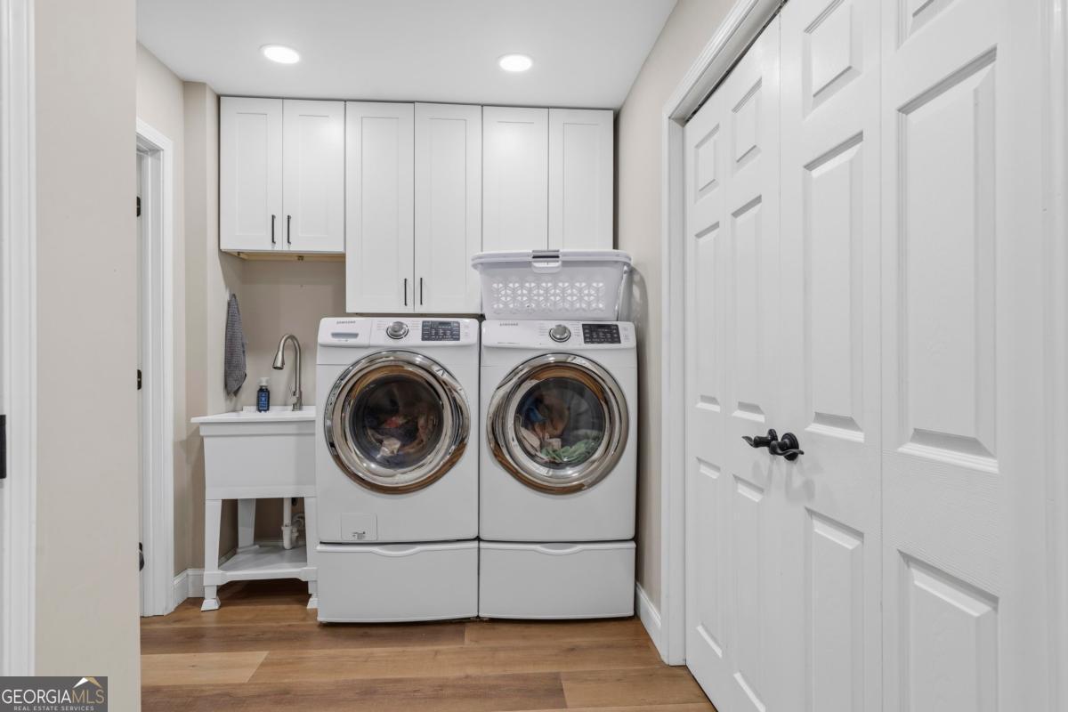 1361 West Broad Street Property Photo 64