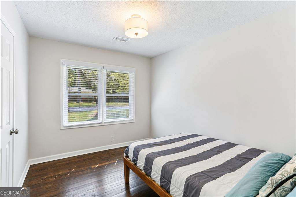 1767 Lynn Lane Property Photo 15