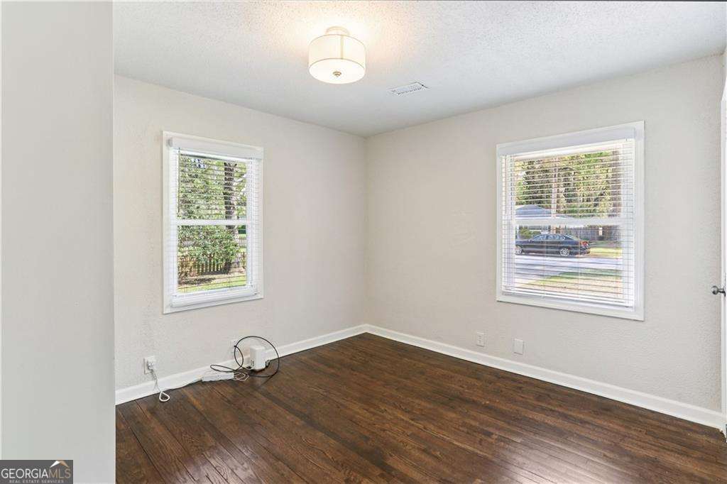 1767 Lynn Lane Property Photo 17