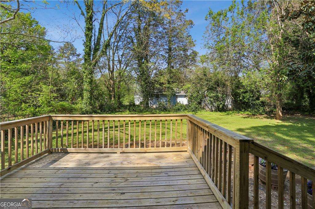 1767 Lynn Lane Property Photo 19