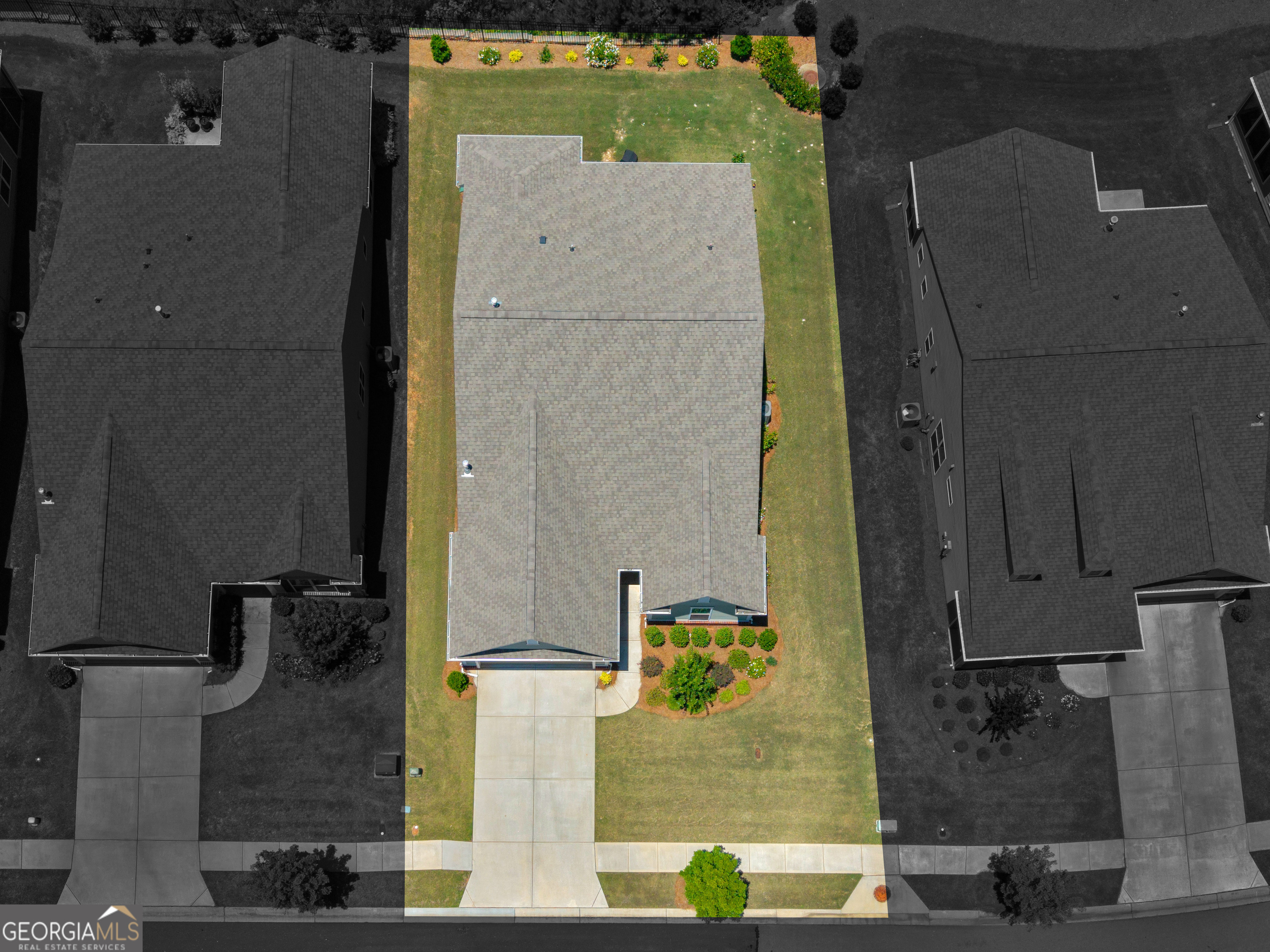 229 Nuttall Drive Property Photo 5
