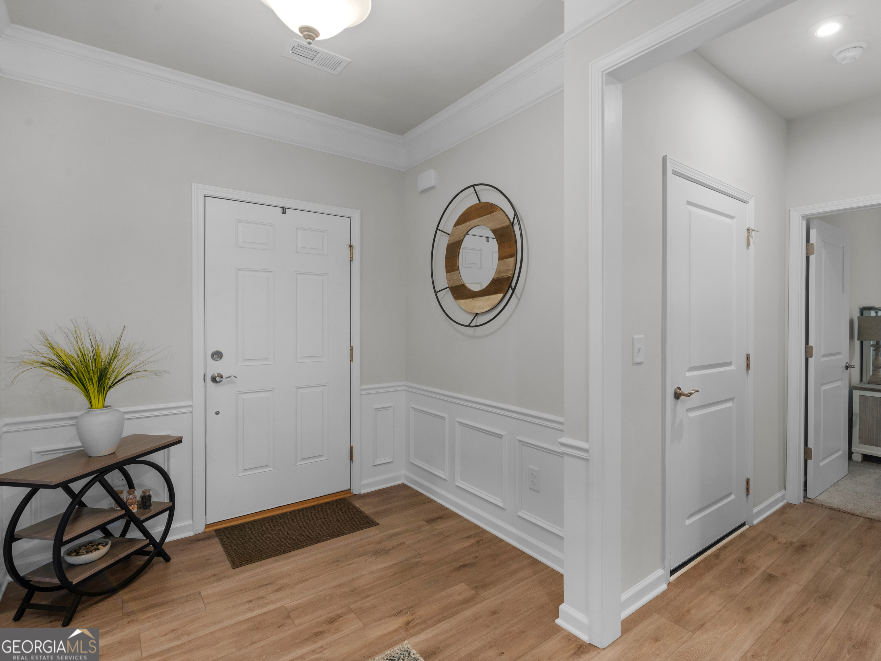 229 Nuttall Drive Property Photo 14