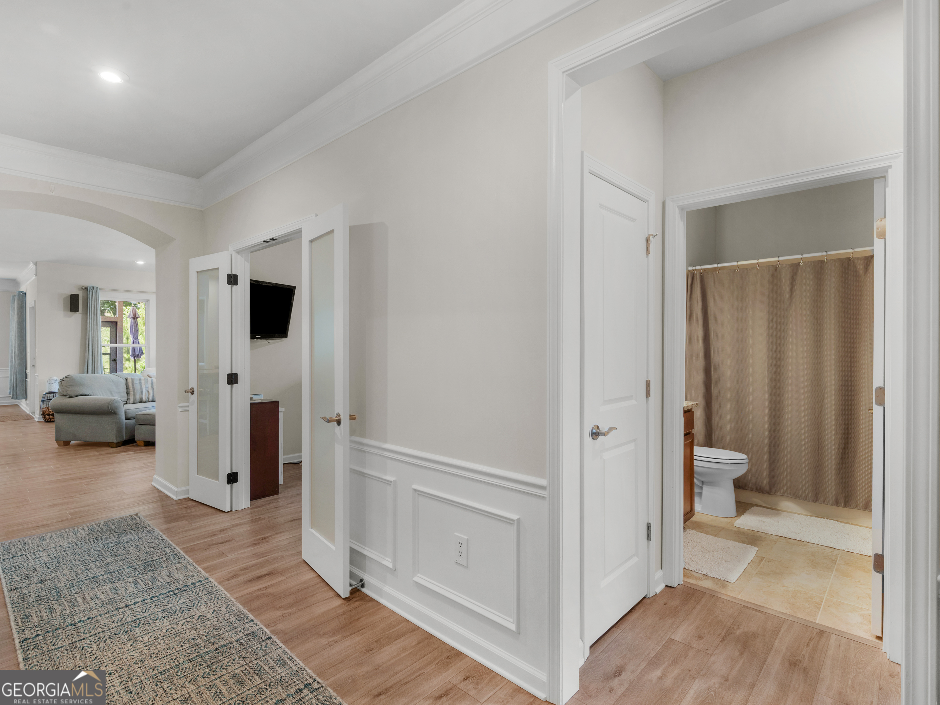 229 Nuttall Drive Property Photo 17
