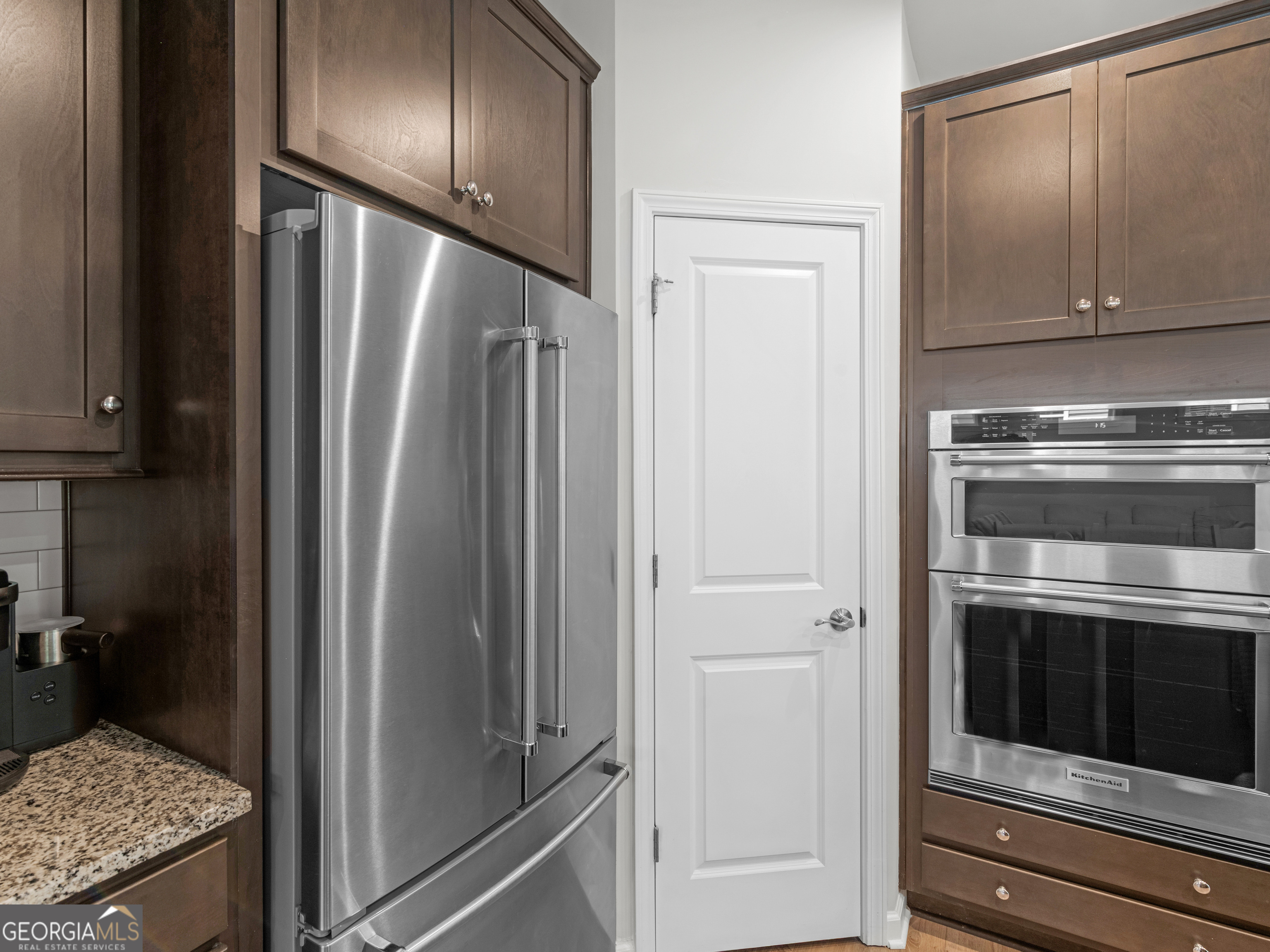229 Nuttall Drive Property Photo 41