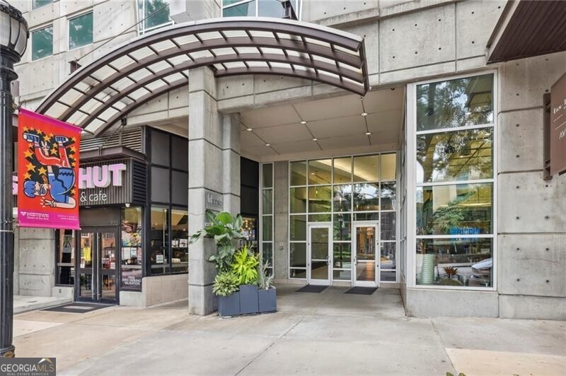 933 Peachtree Street Ne # 1824 Property Photo 46