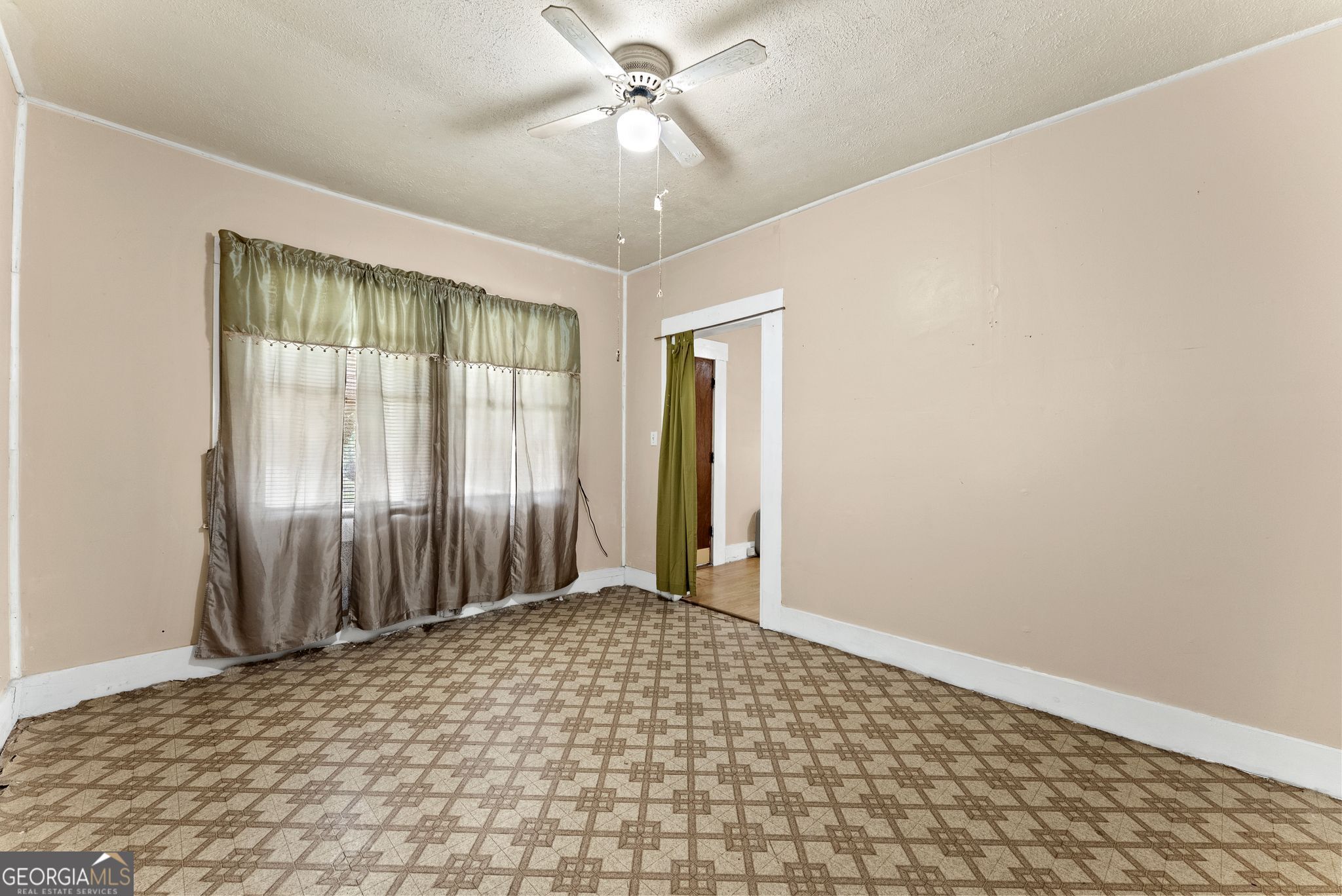 76 Park Street Property Photo 10