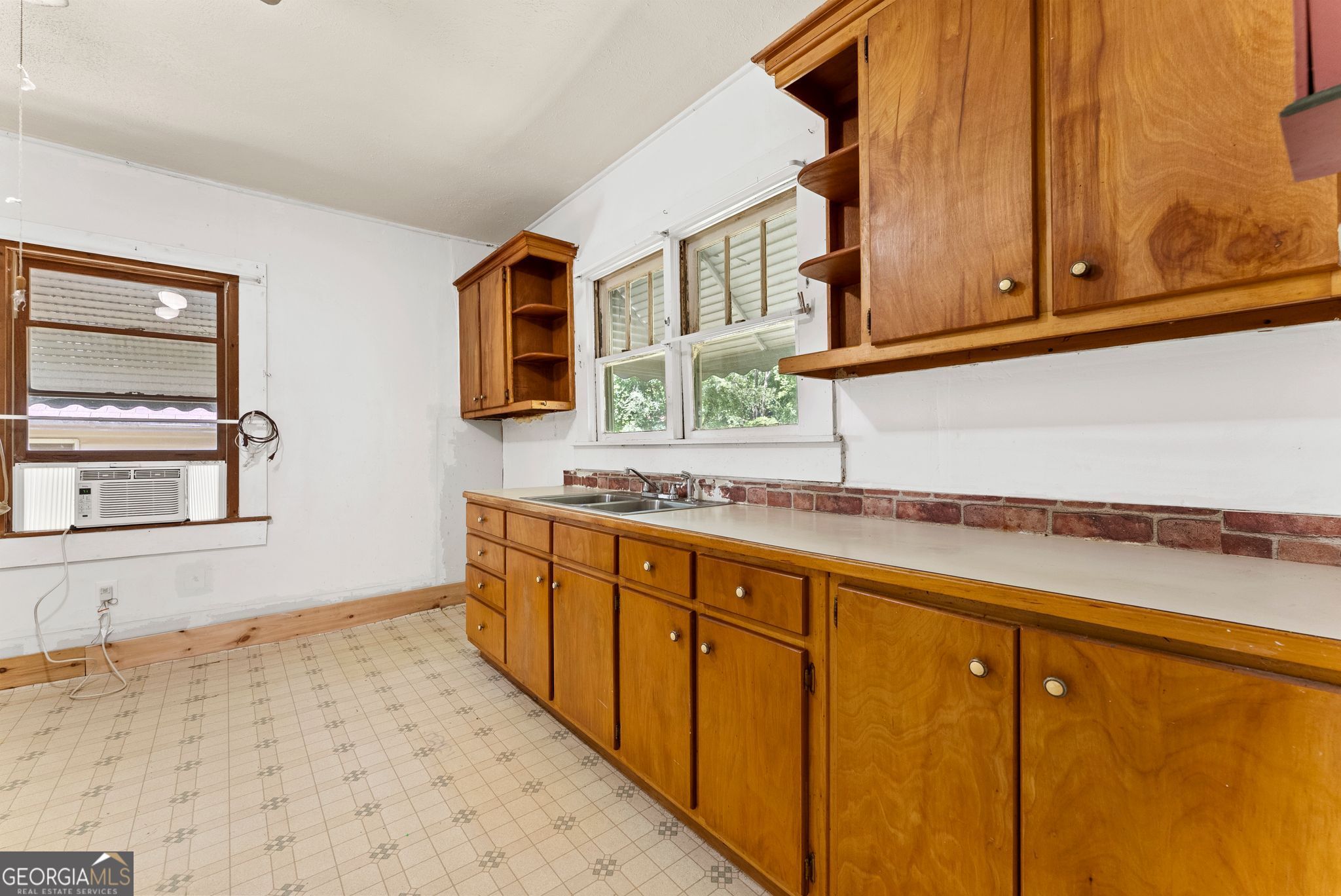 76 Park Street Property Photo 14