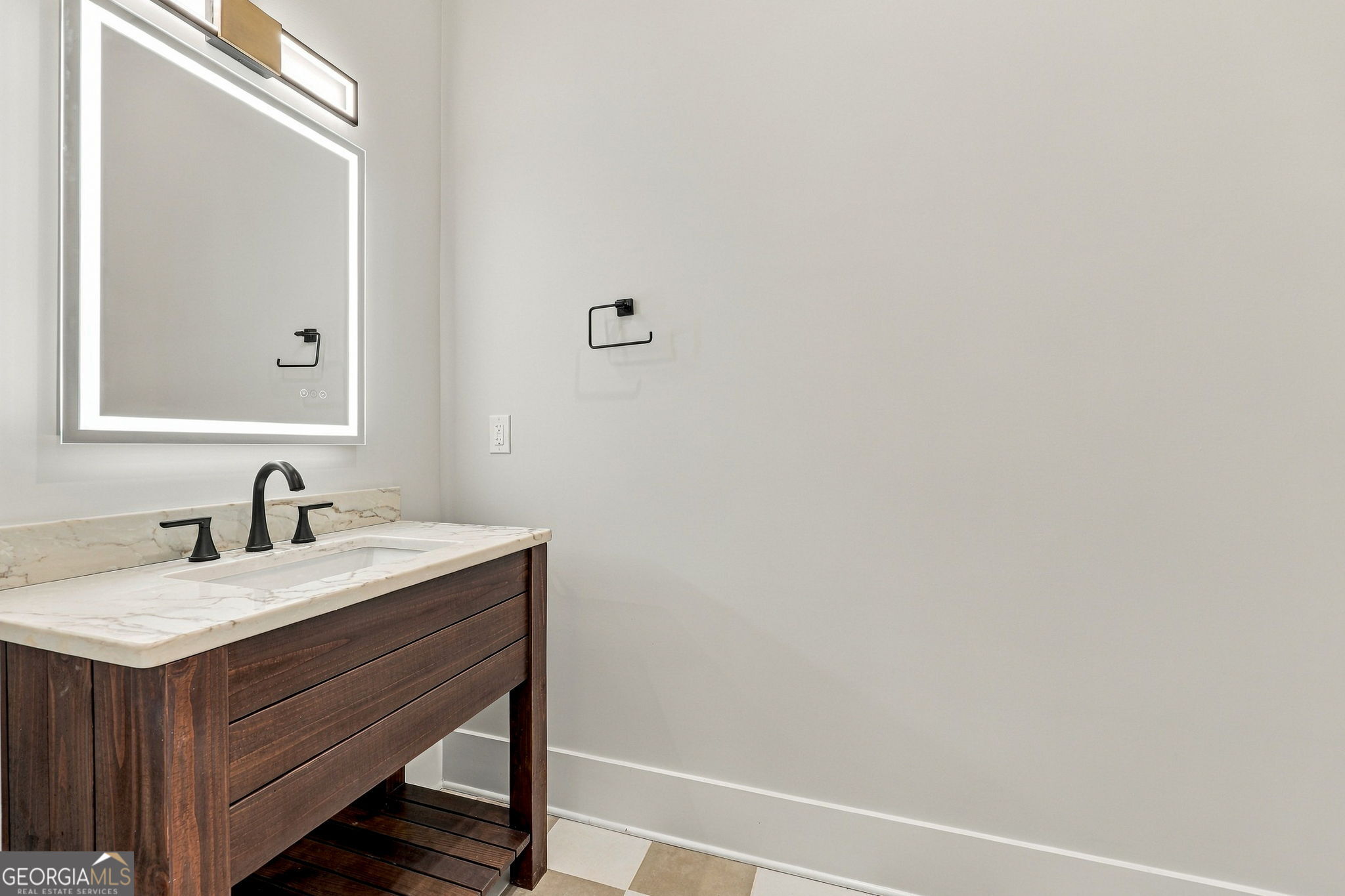 108 Ivy Ridge Property Photo 45
