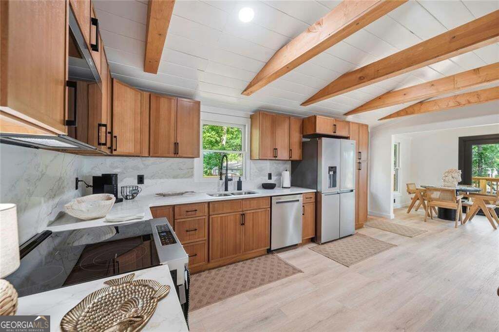 233 Lakeshore Drive Property Photo 26