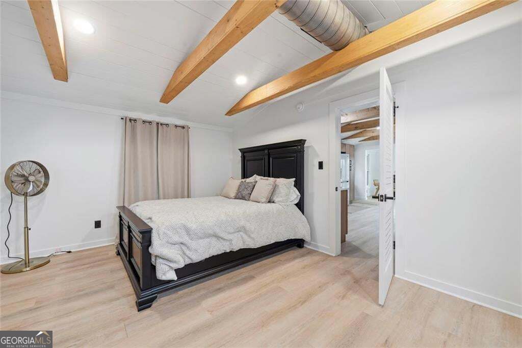 233 Lakeshore Drive Property Photo 29